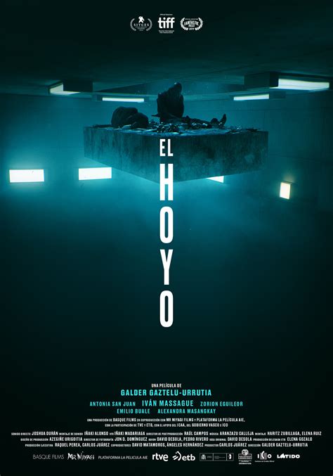 El hoyo (#1 of 2): Extra Large Movie Poster Image - IMP Awards