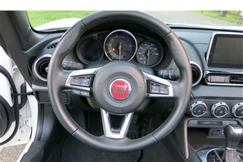 2020 FIAT 124 Spider: 86 Interior Photos | U.S. News