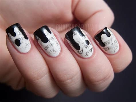 20 Cool Newspaper Nail Art Ideas 2023