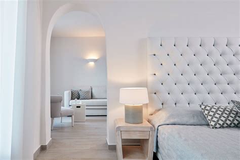 Accommodation - Santorini Palace Hotel - Member of KD Hotels, Santorini ...