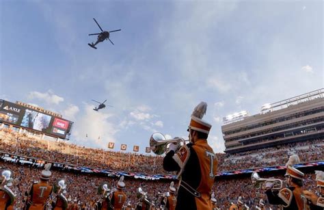 Blue Chip Cornerback Rocking Tennessee Gloves Following Visit | Rocky ...