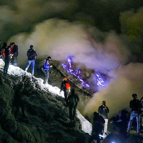 Ijen Crater Blue Fire Tour From Malang | Yogyakarta Tour, Bali Packages, Bromo Ijen Tour ...