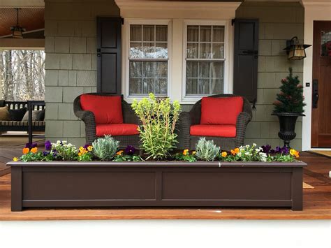 20+ Front Porch Planter Box Ideas – DECOOMO