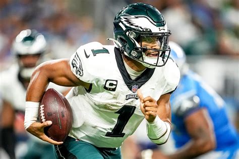 Eagles vs. Cardinals Live Stream: Start Time, Channel, Where To Watch The Cardinals-Eagles Game Live