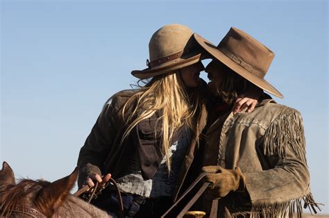 '1883' Episode 5 Recap: Sex, Love & Loss in the Old West - Newsweek