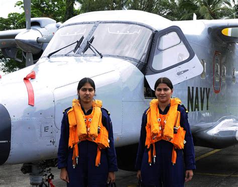 Indian Women In Uniform | Page 2 | Indian Defence Forum