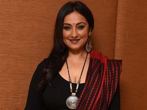 Interview With Divya Dutta- Actor, Author | FrontList