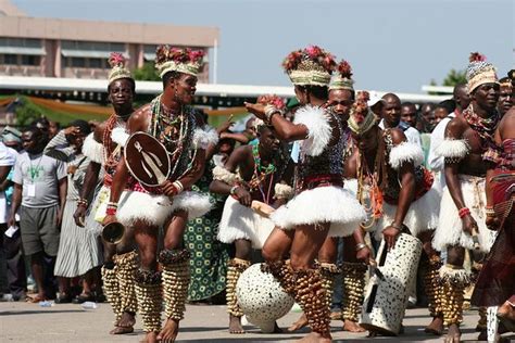 Congo Brazzaville Culture : The Surprising Sartorial Culture Of ...