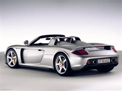 Porsche Carrera GT Exotic Car Picture #025 of 37 : Diesel Station