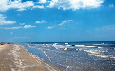 Surfside Beach / Texas / USA // World Beach Guide