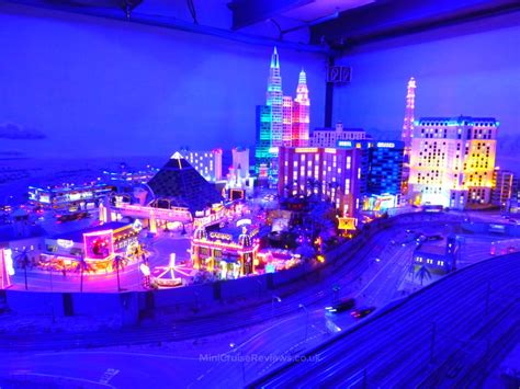 Simulated day and night cycles at Miniatur Wunderland - Mini Cruise Reviews