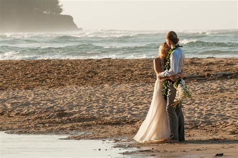 The 3 best Kauai beaches for weddings - A Rainbow In Paradise