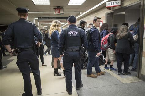 After Stampede at Penn Station, Amtrak Police Point to Security Flaws | WNYC News | WQXR