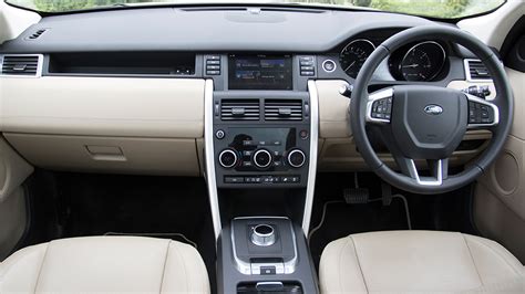 Land Rover Discovery Sport 2015 HSE Interior Car Photos - Overdrive