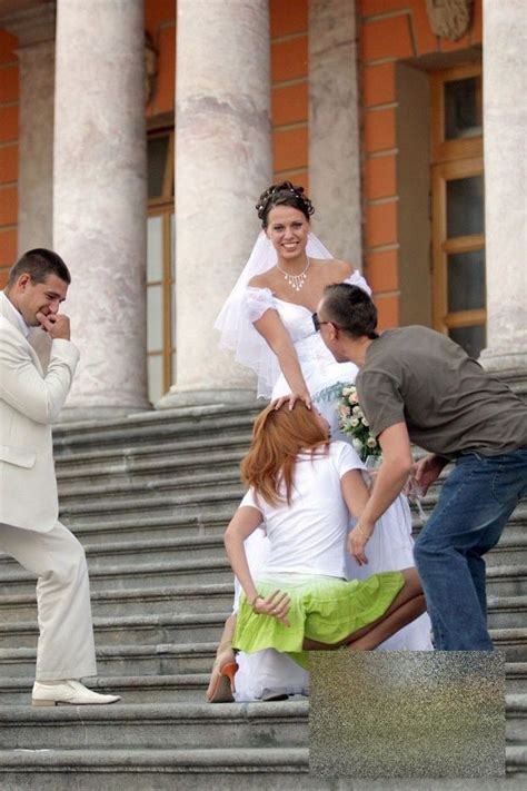 10 Tragically Awkward Wedding Photos Best Ever #funny #fail #awkward # ...