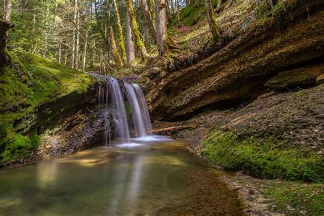 9 Beautiful Waterfalls In Fiji Worthy Of A Walk In The Woods