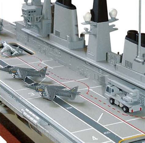 Airfix A14201 HMS Illustrious 1:350 Scale Warship Series 14 Model Kit - Buy Online in UAE ...