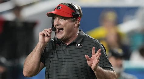 Georgia, football coach Kirby Smart agree to 10-year, $112.5M extension