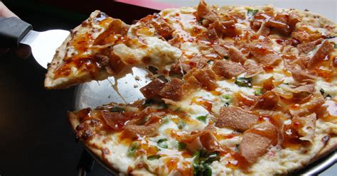 Fong's Pizza: Newest Des Moines location is open near Drake University