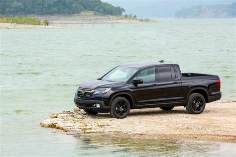 2017 Honda Ridgeline Black Edition Review: The Top-end Model