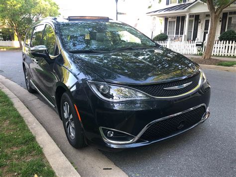 Car Review: 2020 Chrysler Pacifica Limited Hybrid mixes luxury with plug-in hybrid technology ...