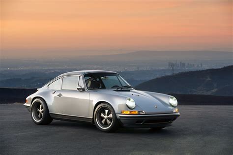 Singer Porsche, Singer Vehicle Design, Porsche 911 964, Vintage Porsche, Breakers, Carrera ...