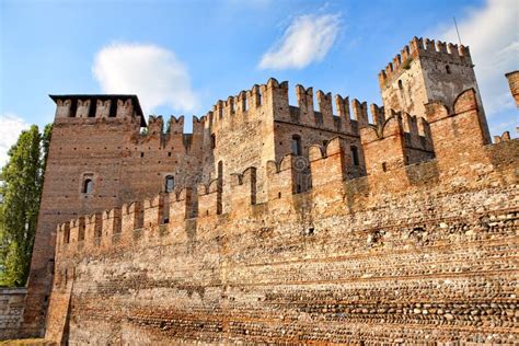 Medieval Old Castle - Castelvecchio in Verona Stock Photo - Image of ...