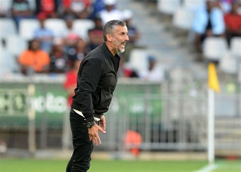 Orlando Pirates coach hits back at critics with ‘trophy reminder’