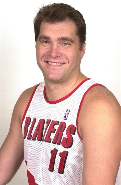 Blazers’ Sabonis elected to hoops hall of fame | The Columbian