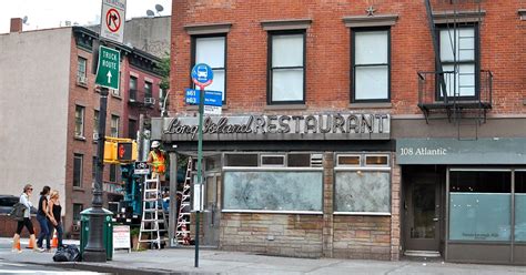 Long Island Restaurant Got Its Neon Back