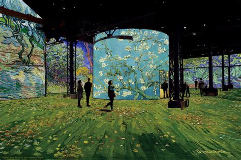 Atelier des Lumières: A Special Journey to Van Gogh’s Masterpieces - Savants and Sages