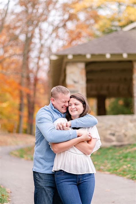 Whipps Ledges Engagement | Jessica+EJ - heatherjphotography.net