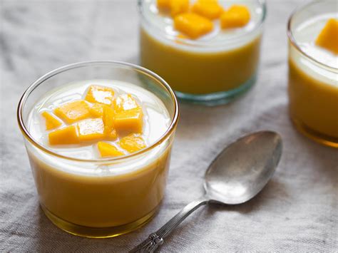 This Mango Pudding Cups Recipe is the Perfect Way to End Dim Sum | FN ...