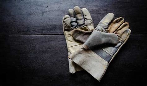 How to wash leather work gloves
