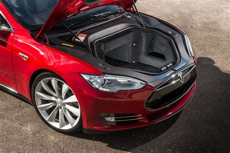 Tesla electric cars have quality issues, but owners love them regardless