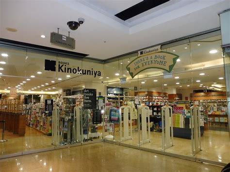 Largest Bookstore in Australia - Review of Kinokuniya Book Store ...