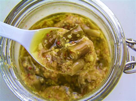 The Melting Pot: Green Chili Pickle