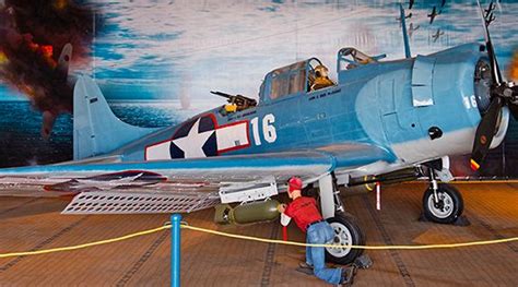 SBD-3 DAUNTLESS | USS LEXINGTON