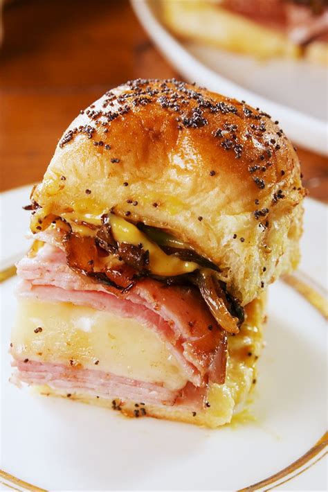 Hawaiian Roll Sliders Recipe