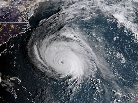 Hurricane Florence from space: Chilling images show colossal storm ...