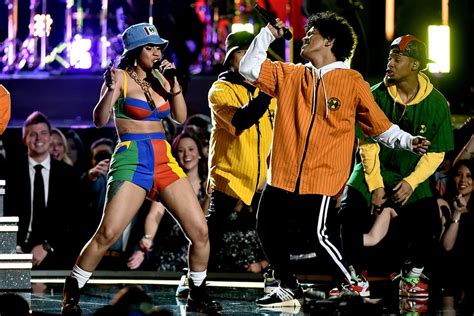 Cardi B and Bruno Mars Performed 'Finesse' at 2018 Grammy Awards