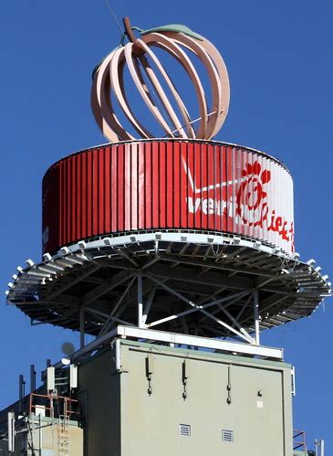Round rotating peach-frame-topped Billboard of Atlanta | Flickr