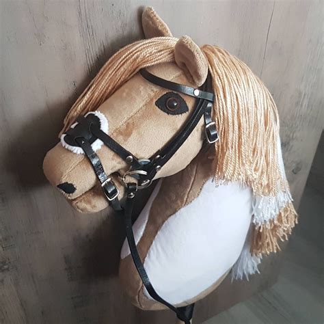 Hello, I would like to introduce my Magic Hobby Horse. Caramel plush ...