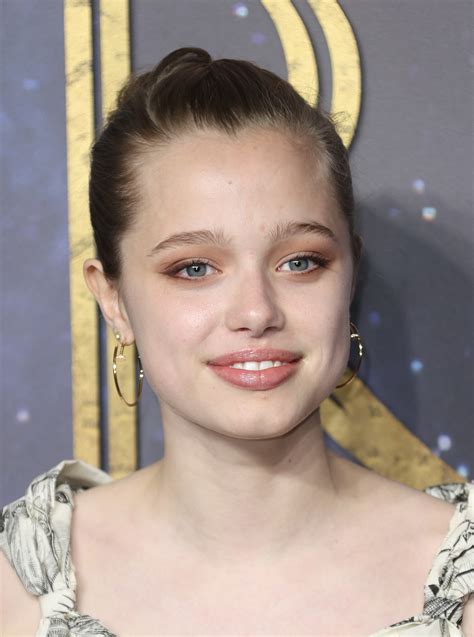 Brad Pitt’s Daughter Shiloh, 16, Is Allegedly Dating — Mom Has to ...