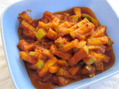 Raw Mango Pickle – Gayathri's Cook Spot