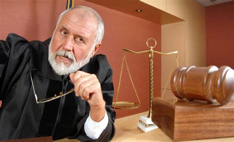 20 Of The Dumbest Things Lawyers Have Seen Take Place In Front Of A Judge - Suggest.com