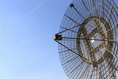 Antenna of radar Stock Photo by ©AChubykin 1087387