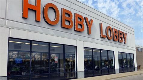 Hobby Lobby founder gives away company, says he ‘chose God’