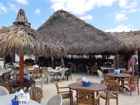 Gilbert's Resort — Florida Beach Bar