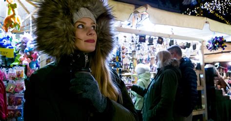 Krakow: Guided Old Town Christmas Market with Food Tasting | GetYourGuide